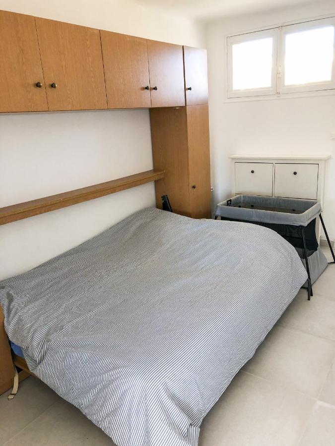 Appartement La Fregate Avec Terrasse A 100M De La Plage Saint-Cyr-sur-Mer Kültér fotó